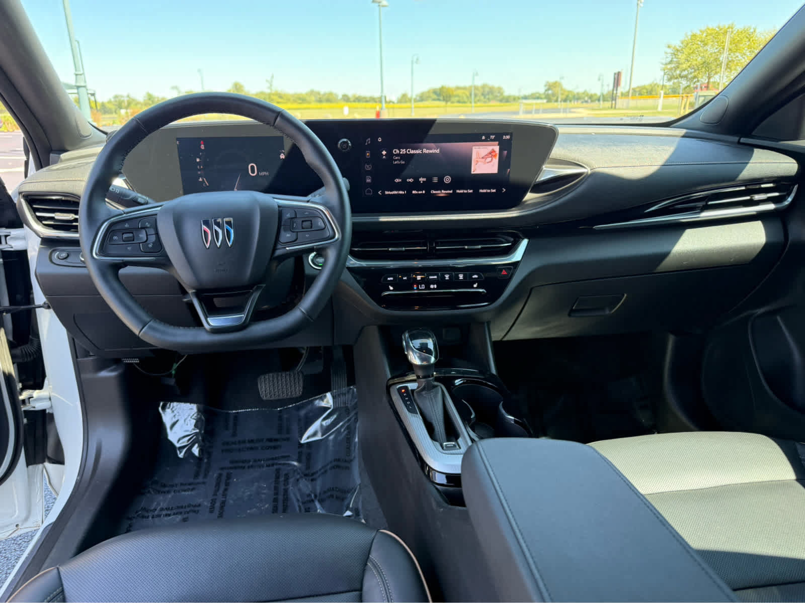 Used 2024 Buick Envista Preferred FWD image 12