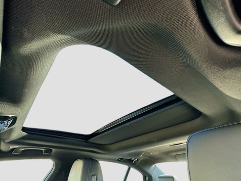 Used 2024 BMW i5 eDrive40i w/ Premium Package image 20