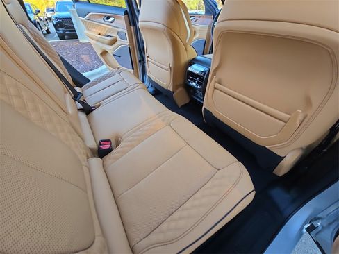 New 2025 Jeep Grand Cherokee Summit image 12