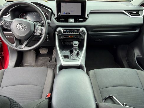 Used 2025 Toyota RAV4 LE AWD/4WD image 19