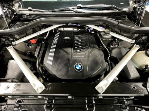 Used 2022 BMW X7 xDrive40i image 12