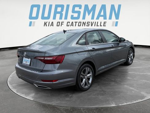 Used 2020 Volkswagen Jetta R-Line w/ R-Line Cold Weather Package image 6