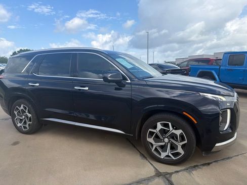 Used 2022 Hyundai Palisade Calligraphy w/ Cargo Package FWD image 2