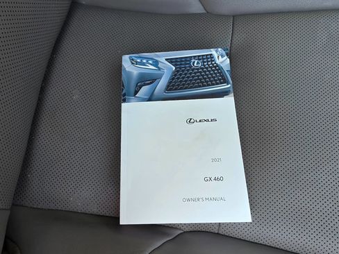 Used 2021 Lexus GX 460 Premium image 39