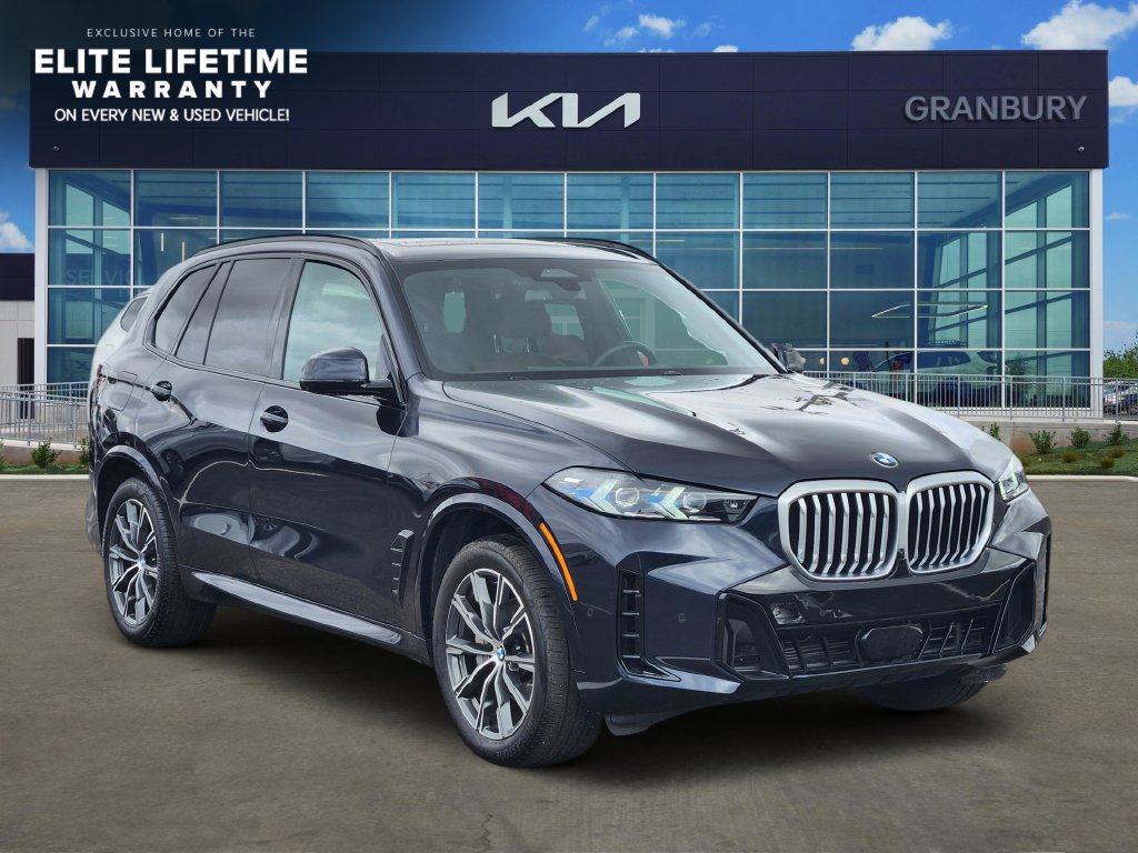 Used 2026 BMW X5 xDrive40i AWD/4WD image 3