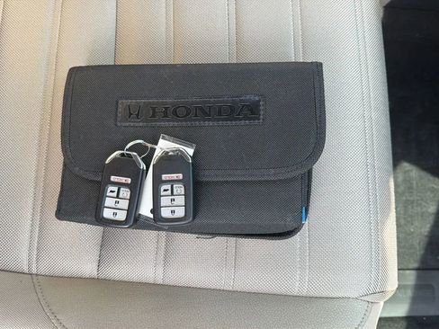 Used 2022 Honda CR-V EX image 33