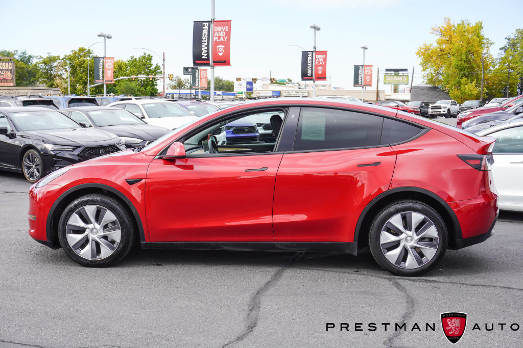 Used 2023 Tesla Model Y Long Range AWD/4WD image 4
