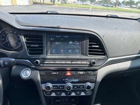 Used 2019 Hyundai Elantra Value Edition w/ Cargo Package FWD image 2