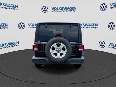 Used 2021 Jeep Wrangler Unlimited Sport AWD/4WD image 13
