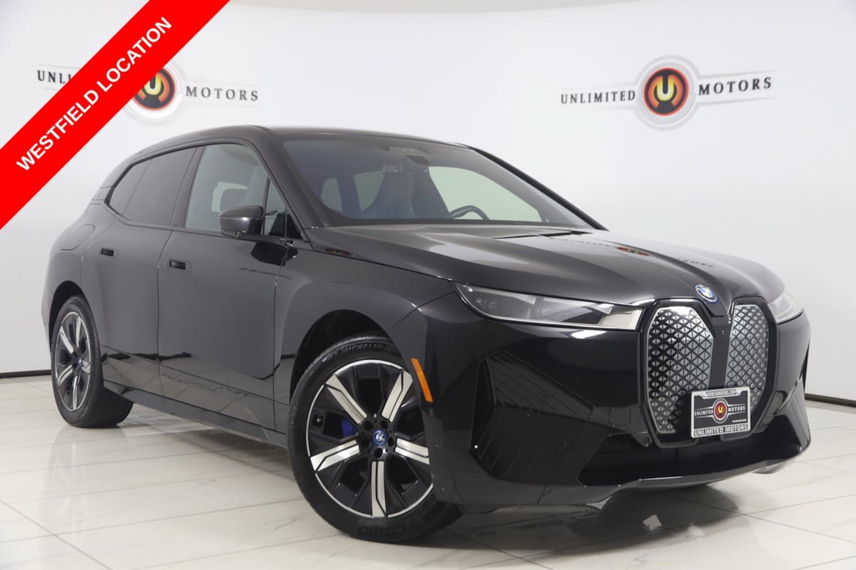Used 2024 BMW iX xDrive50 w/ Sport Package AWD/4WD image 1