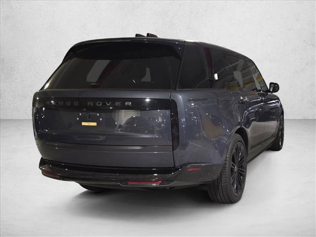 Used 2025 Land Rover Range Rover Long Wheelbase SE AWD/4WD image 5