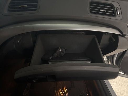 Used 2013 Acura ILX w/ Premium Package image 40