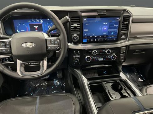 Used 2025 Ford F350 Platinum image 5