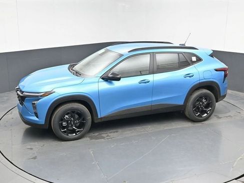 New 2026 Chevrolet Trax LT w/ Driver Confidence Package FWD image 33
