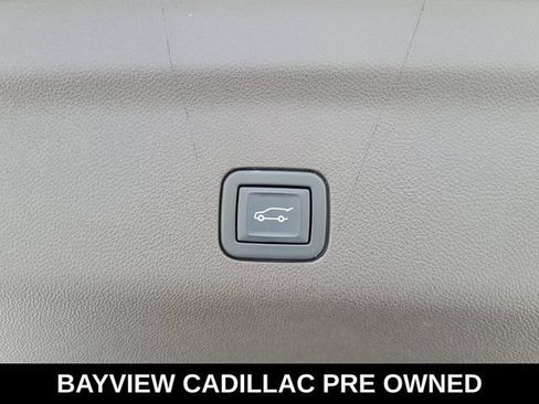 Used 2023 GMC Yukon SLT AWD/4WD image 13