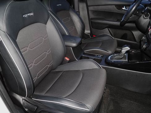 Used 2023 Kia Forte GT-Line w/ GT-Line Premium Package image 22