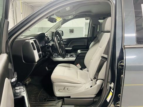 Used 2018 Chevrolet Silverado 1500 LT w/ All Star Edition image 22