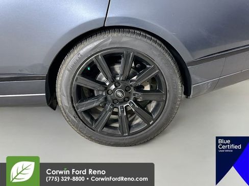 Used 2020 Land Rover Range Rover HSE image 36