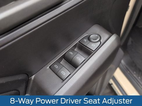 Used 2023 Chevrolet Colorado Trail Boss w/ Technology Package image 39