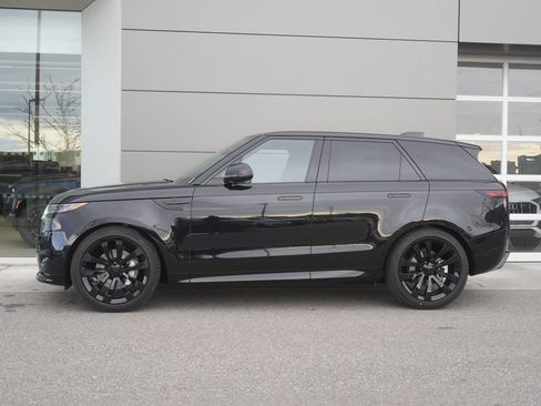 New 2026 Land Rover Range Rover Sport Dynamic SE image 8