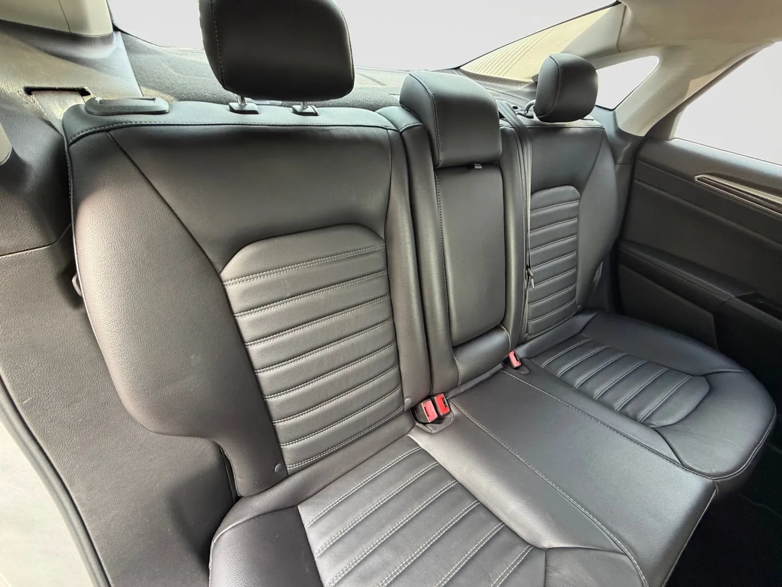 Used 2013 Ford Fusion SE FWD image 18
