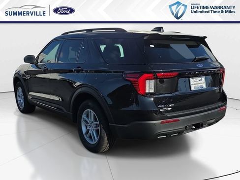 New 2026 Ford Explorer Active RWD image 7