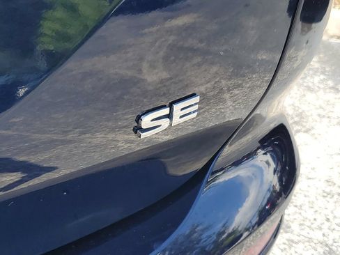 Used 2024 Mitsubishi Outlander FWD image 9
