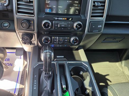 Used 2018 Ford F150 Raptor w/ Equipment Group 802A Luxury image 16