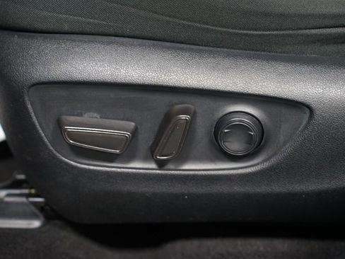 Certified 2024 Toyota RAV4 XLE FWD image 33