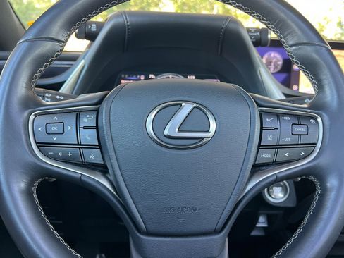 Used 2019 Lexus ES 350 w/ Premium Package image 27