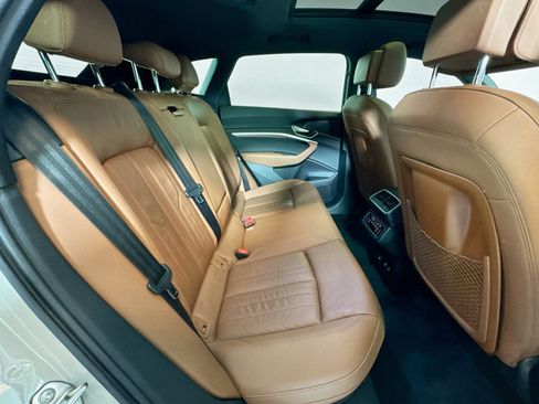 Used 2021 Audi e-tron Premium w/ Convenience Plus Package image 26