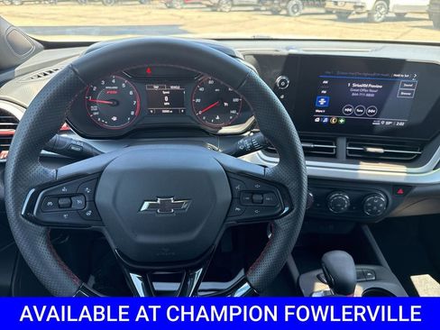 Used 2024 Chevrolet Trax RS w/ Driver Confidence Package FWD image 17