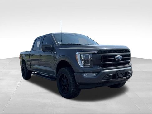 Used 2021 Ford F150 Lariat w/ Equipment Group 502A High AWD/4WD image 3