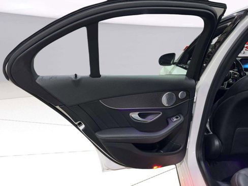 Used 2020 Mercedes-Benz C 300 4MATIC Sedan image 40