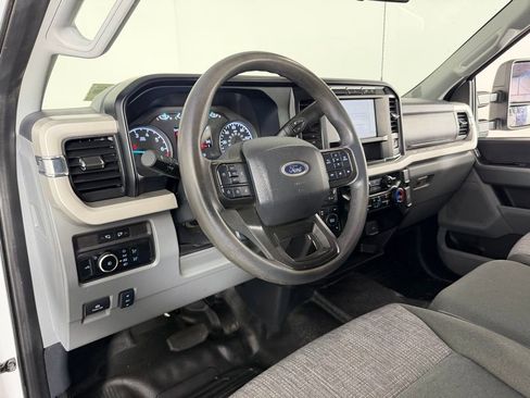 Used 2024 Ford F250 XLT w/ FX4 Off-Road Package image 19