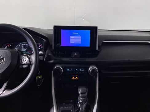 Certified 2023 Toyota RAV4 LE FWD image 15