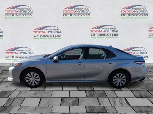 Certified 2020 Toyota Camry LE image 7