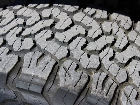 Used 2022 Chevrolet Silverado 1500 RST w/ Safety Package image 17