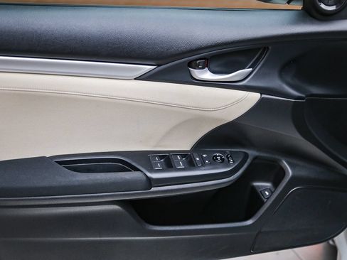 Used 2017 Honda Civic EX image 24