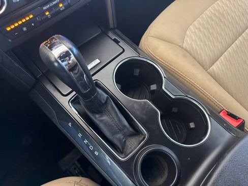 Used 2017 Ford Explorer FWD image 20
