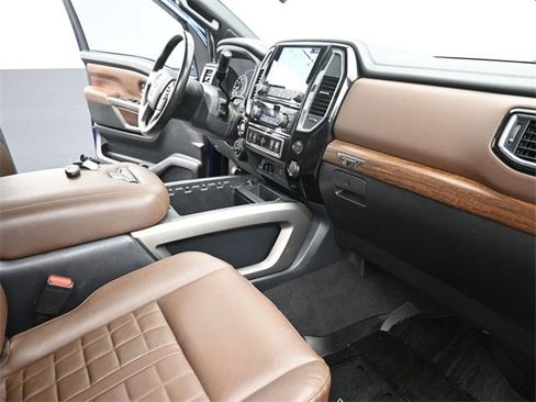Used 2023 Nissan Titan Platinum Reserve w/ Moonroof Package image 19