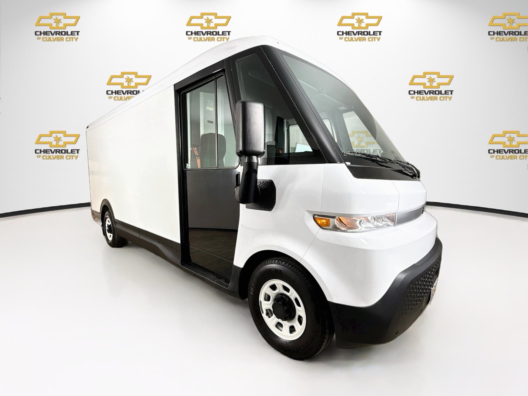 Used 2024 Chevrolet Brightdrop 600 w/ Commercial Equipment Package AWD/4WD image 1