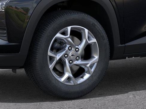 New 2026 Chevrolet Trax LS w/ LS Convenience Package FWD image 9