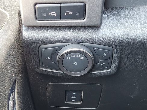 Used 2018 Ford F150 Raptor w/ Equipment Group 802A Luxury AWD/4WD image 25