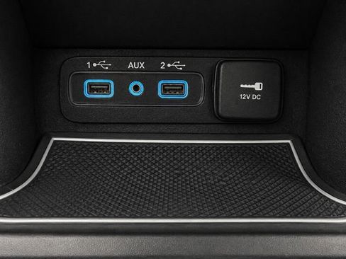 Used 2019 Jeep Grand Cherokee Altitude AWD/4WD image 35