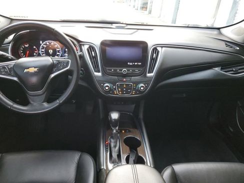 Used 2022 Chevrolet Malibu Premier image 14