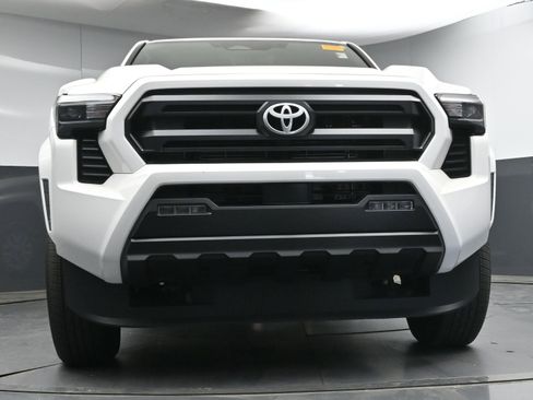 Used 2024 Toyota Tacoma SR5 image 22