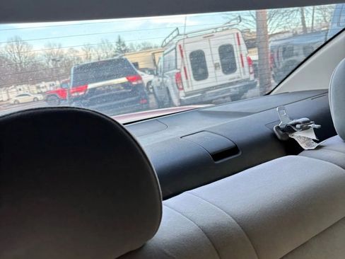 Used 2011 Nissan Sentra 2.0 SR image 32