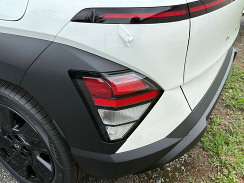 New 2026 Hyundai Kona SEL Sport FWD image 7