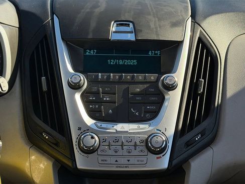 Used 2010 Chevrolet Equinox LS image 10